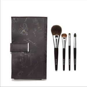 NEW LAURA MERCIER TRAVEL BRUSH COLLECTION